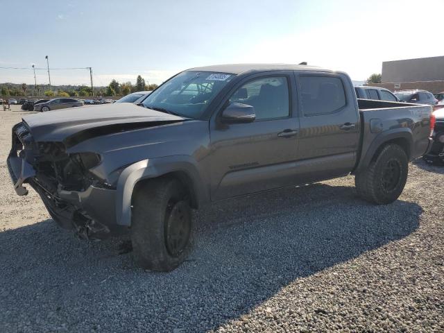 Фото 1 - TOYOTA TACOMA