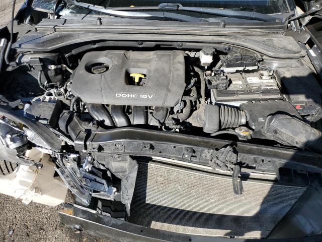 Фото 11 - HYUNDAI ELANTRA