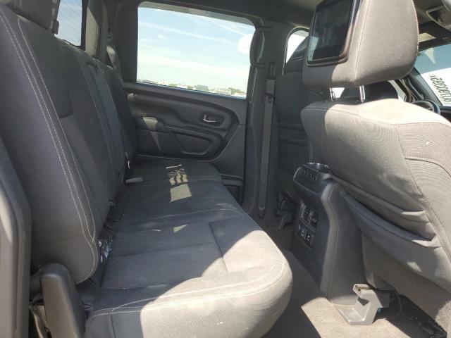 Фото 10 - NISSAN TITAN