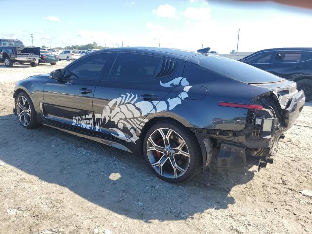 Фото 2 - KIA STINGER