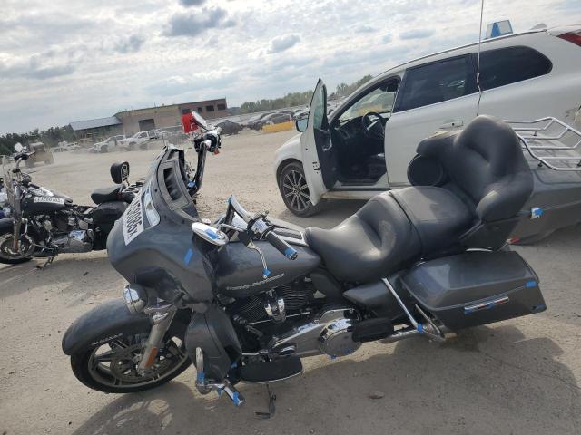 HARLEY-DAVIDSON FL 2022