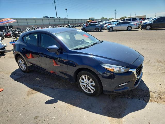 Фото 4 - MAZDA 3