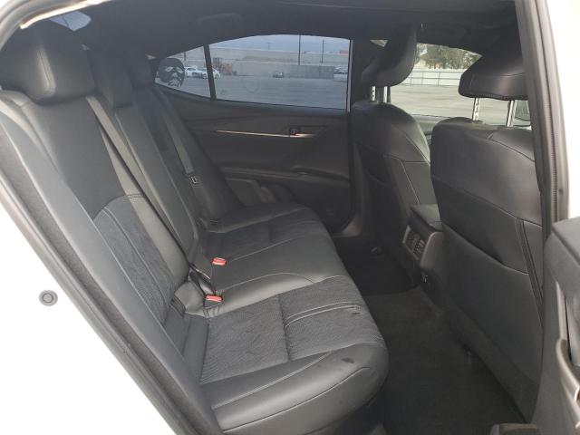 Фото 10 - TOYOTA CAMRY