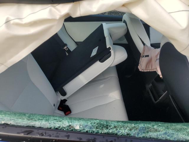 Фото 10 - TESLA MODEL 3