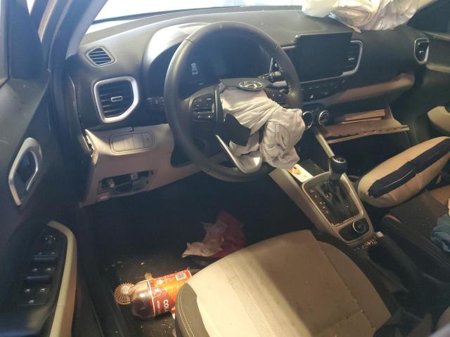 Фото 8 - HYUNDAI VENUE