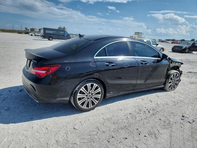 Фото 3 - MERCEDES-BENZ CLA-CLASS