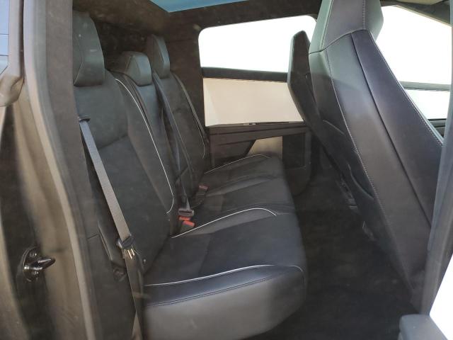 Фото 11 - TESLA CYBERTRUCK