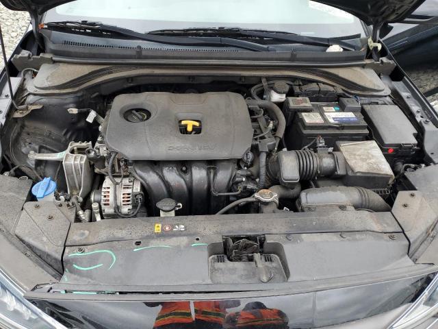 Фото 11 - HYUNDAI ELANTRA