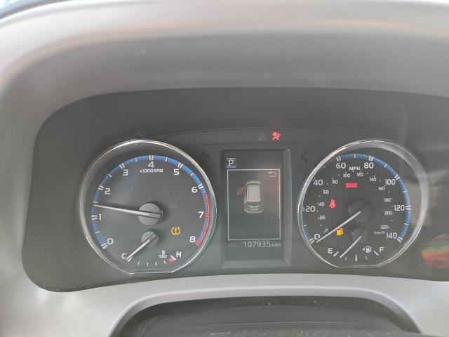 Фото 9 - TOYOTA RAV4