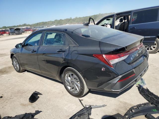 Фото 2 - HYUNDAI ELANTRA