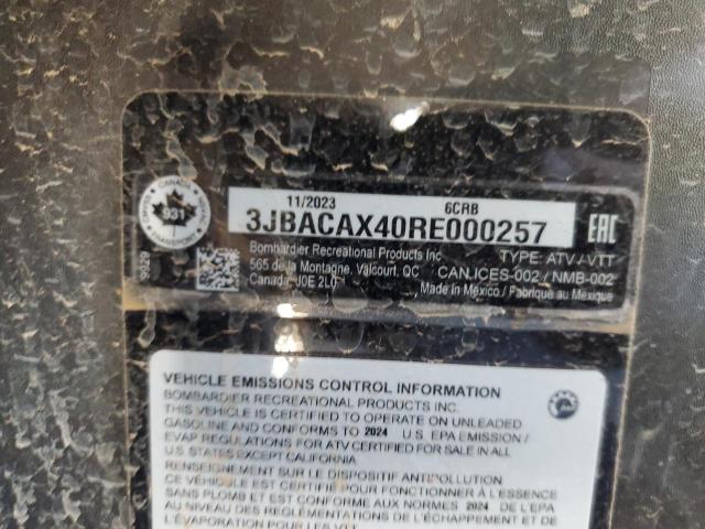 CAN-AM COMMNDR XT 2024