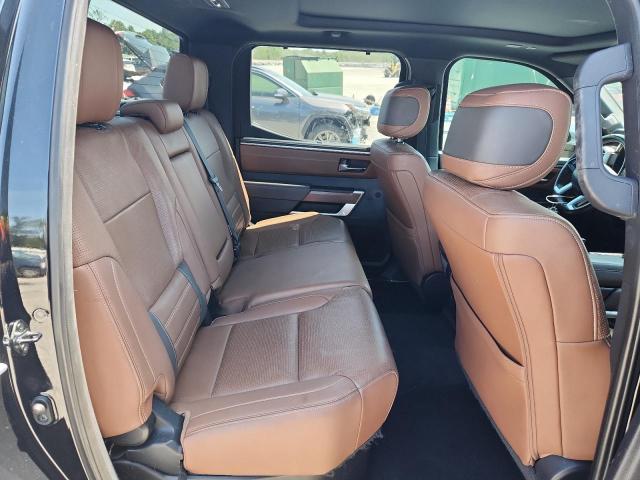 Фото 10 - TOYOTA TUNDRA