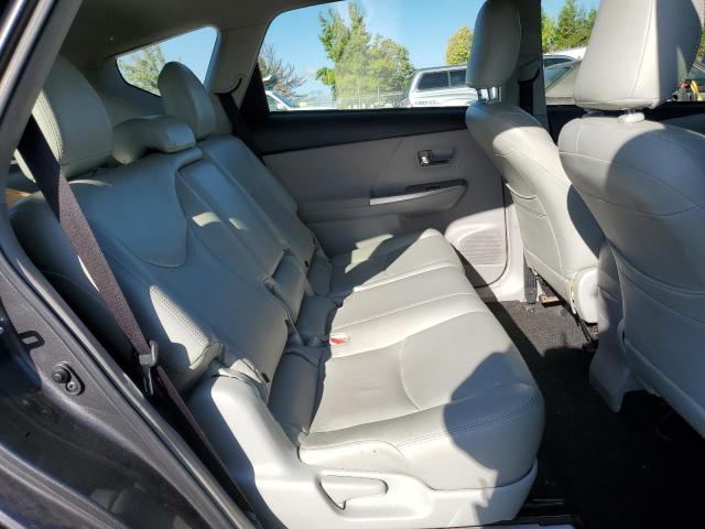 Фото 10 - TOYOTA PRIUS