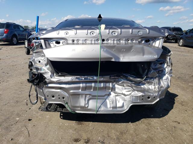 Фото 6 - HYUNDAI ELANTRA