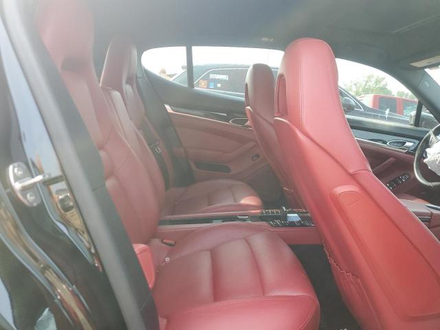 Фото 10 - PORSCHE PANAMERA