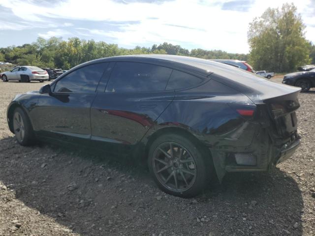 Фото 2 - TESLA MODEL 3