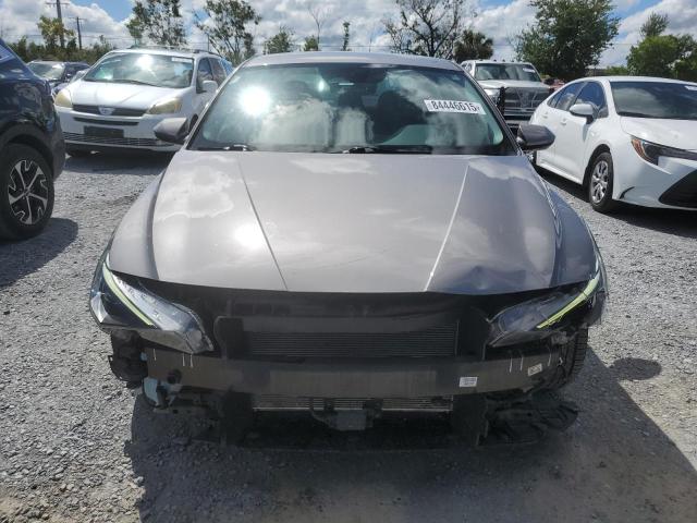 Фото 5 - HYUNDAI ELANTRA