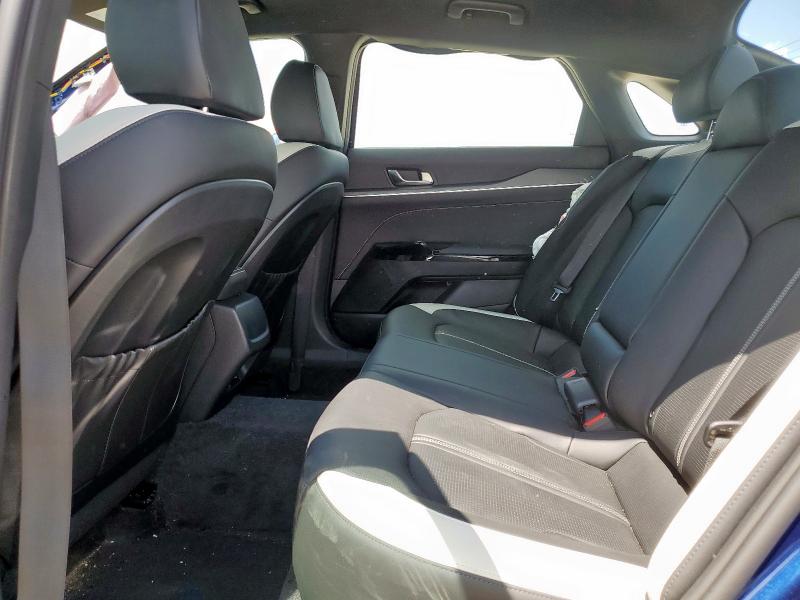 Фото 10 - KIA K5