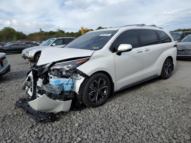 Фото 1 - TOYOTA SIENNA