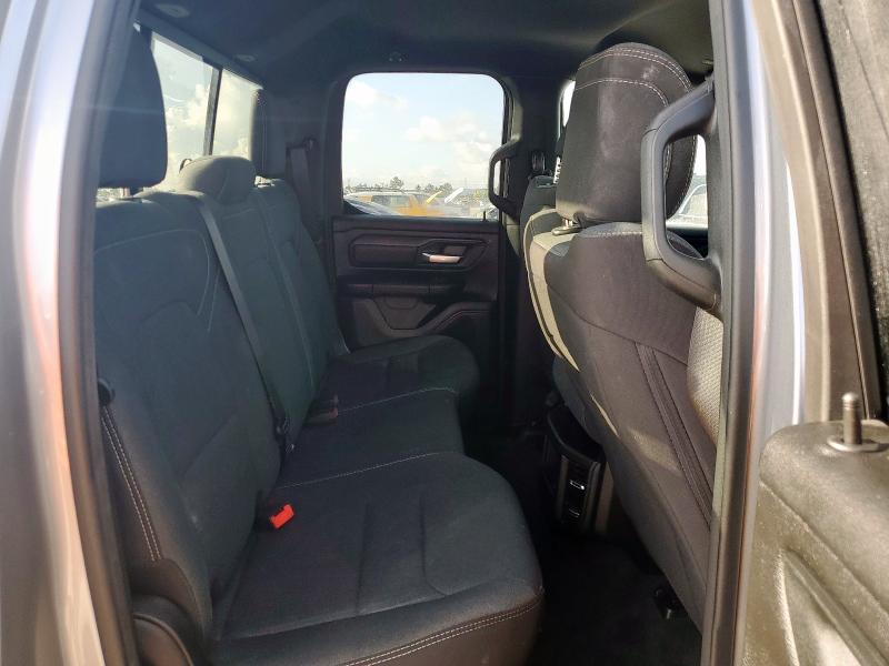 Фото 10 - RAM 1500