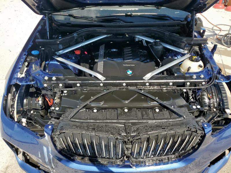 Фото 12 - BMW X5