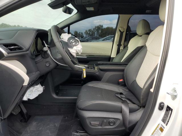 Фото 7 - TOYOTA SIENNA