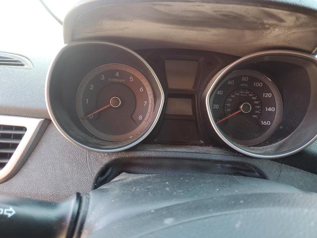 Фото 9 - HYUNDAI ELANTRA