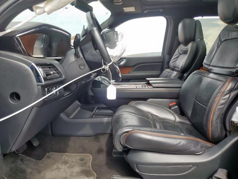 Фото 7 - LINCOLN NAVIGATOR