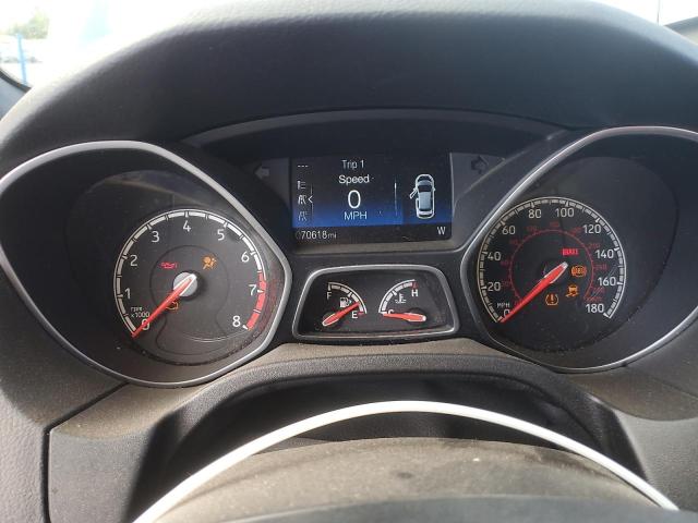 Фото 9 - FORD FOCUS