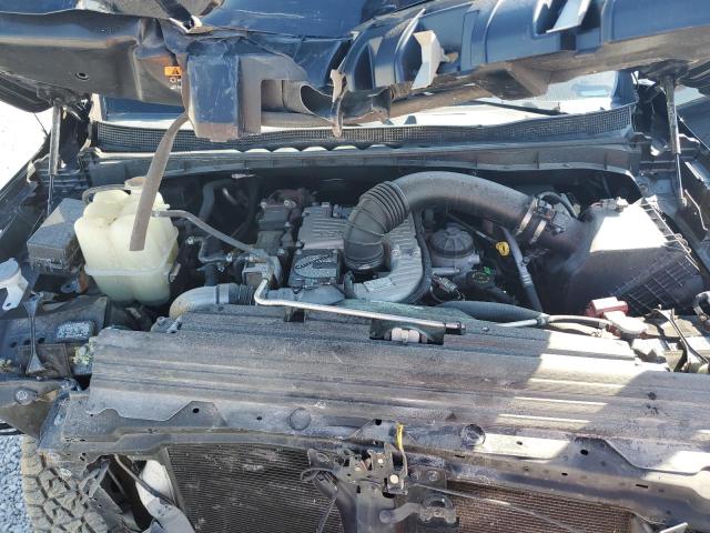 Фото 12 - NISSAN TITAN