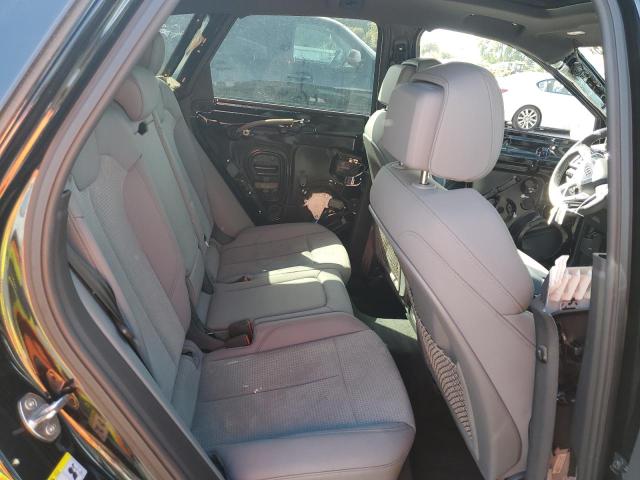 Фото 11 - AUDI SQ5