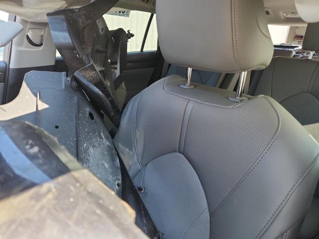 Фото 10 - TOYOTA HIGHLANDER