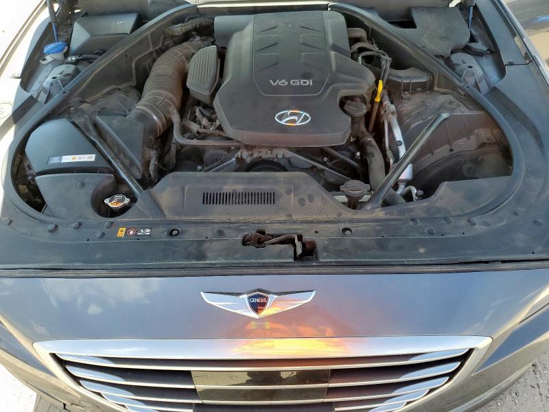 Фото 11 - HYUNDAI GENESIS