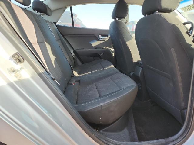 Фото 10 - KIA RIO