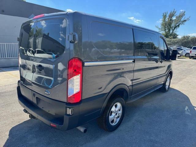 Фото 3 - FORD TRANSIT