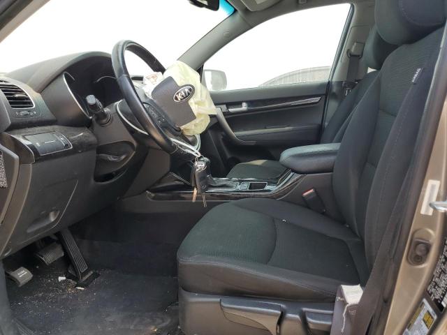 Фото 7 - KIA SORENTO