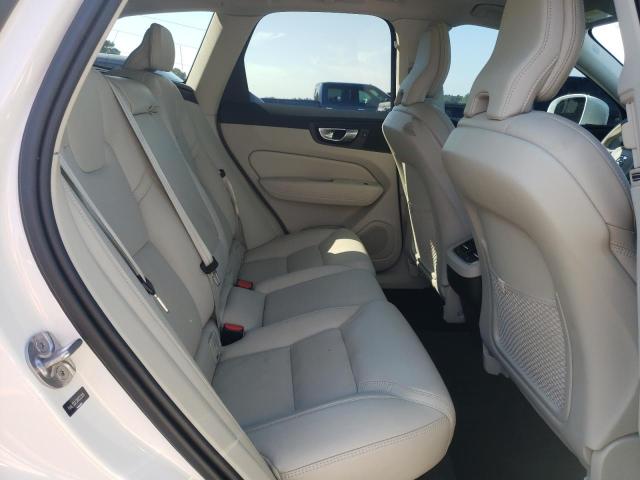 VOLVO XC60 B5 IN 2022 VIN YV4L12DL5N1033309