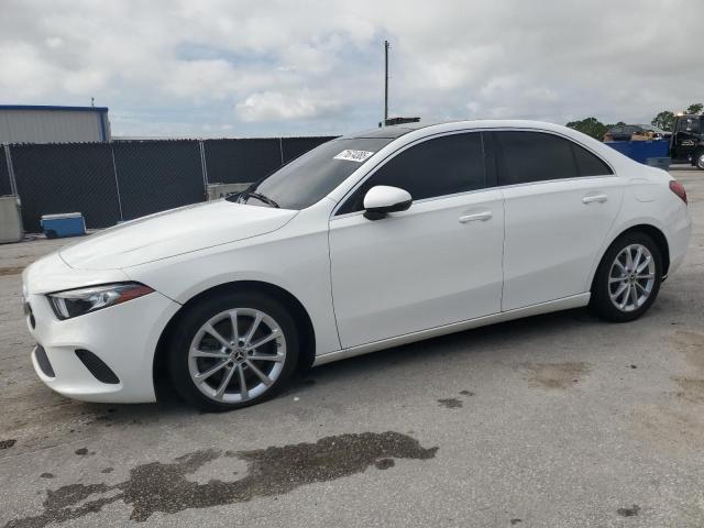 Фото 1 - MERCEDES-BENZ A-CLASS