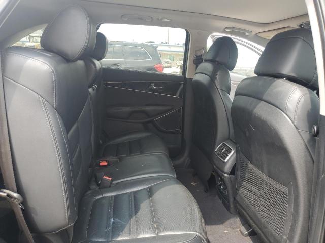 Фото 11 - KIA SORENTO