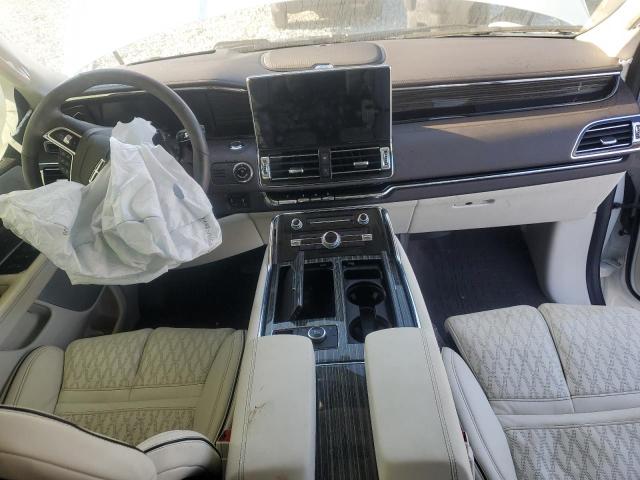 Фото 8 - LINCOLN NAVIGATOR