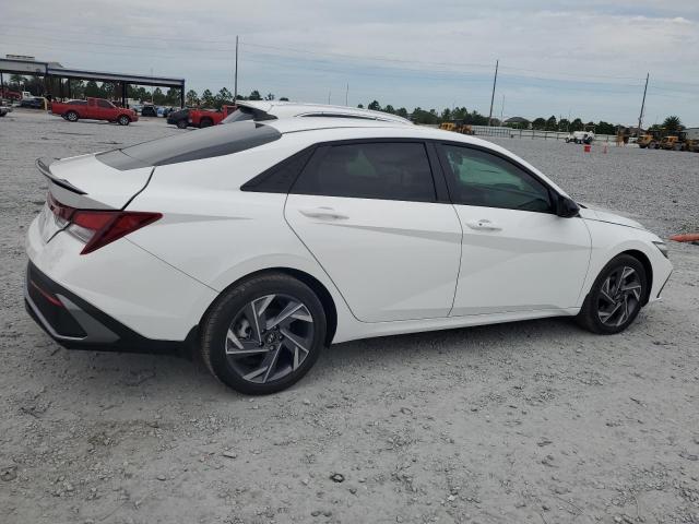 Фото 3 - HYUNDAI ELANTRA