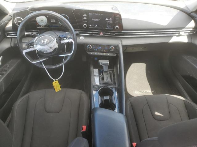 Фото 8 - HYUNDAI ELANTRA