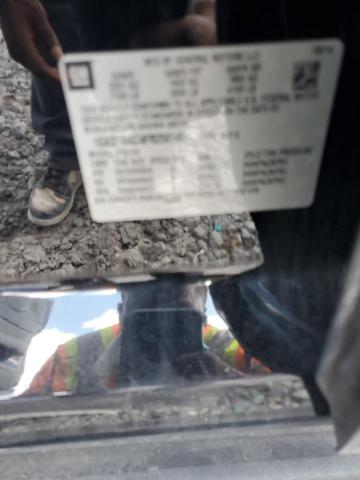 Фото 13 - GMC YUKON