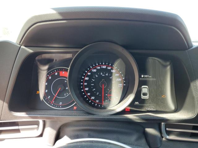 Фото 9 - HYUNDAI ELANTRA