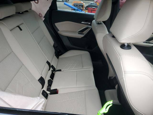 Фото 10 - BMW X1