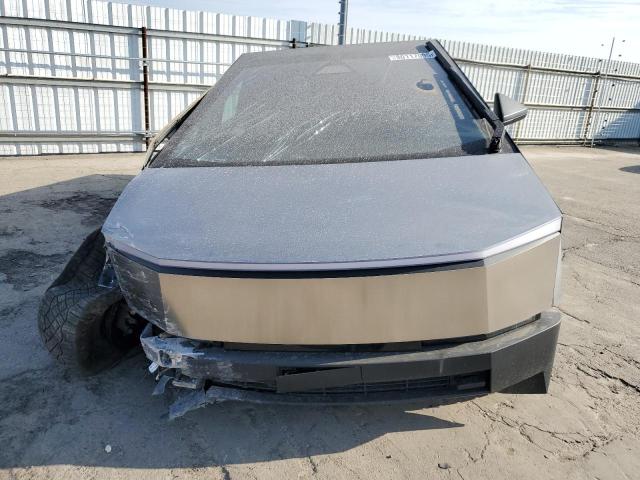 Фото 5 - TESLA CYBERTRUCK