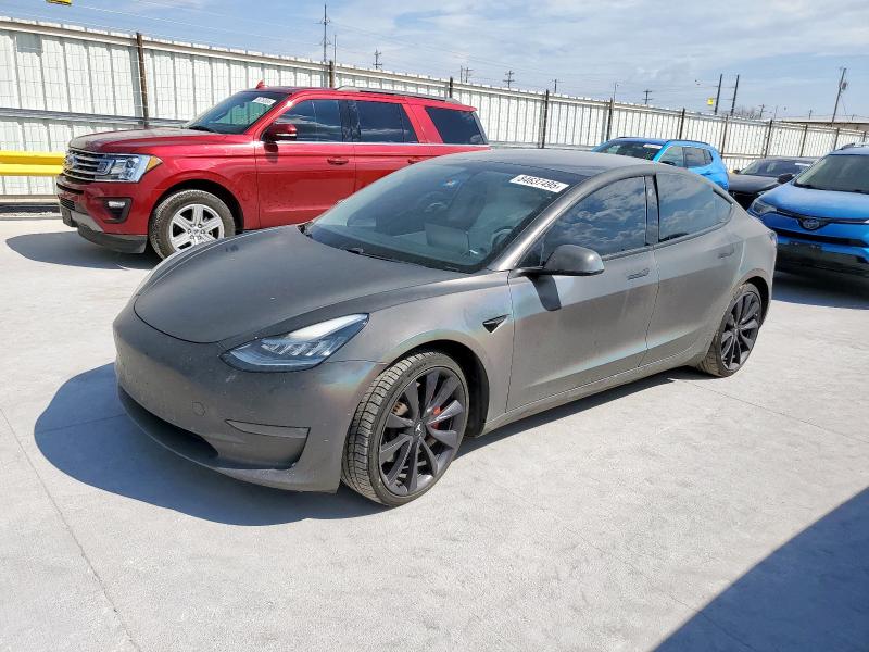 Фото 1 - TESLA MODEL 3
