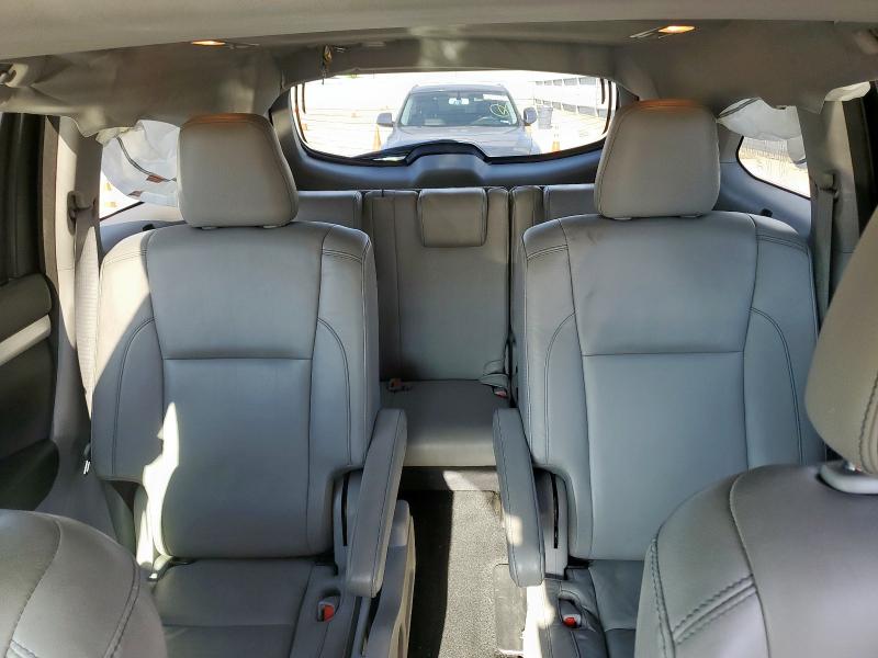 Фото 10 - TOYOTA HIGHLANDER