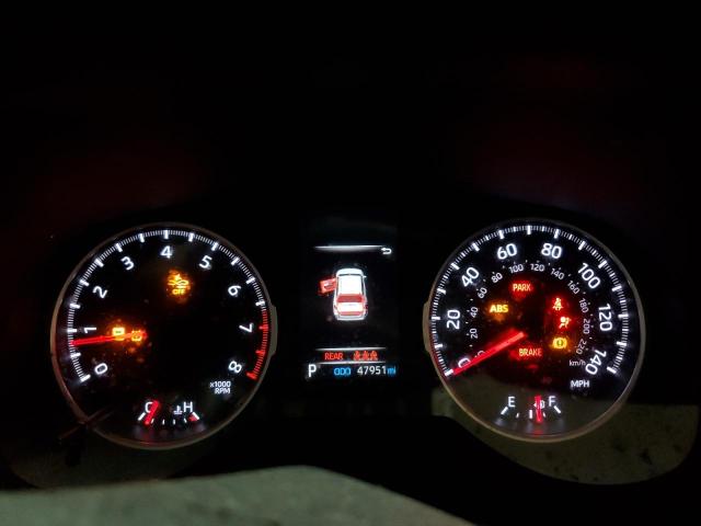 Фото 9 - TOYOTA RAV4