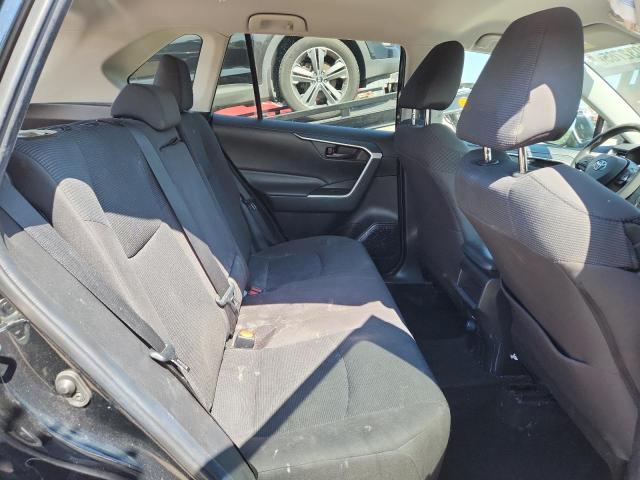 Фото 11 - TOYOTA RAV4